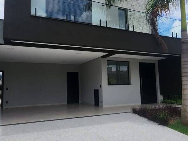 #199 - Casa para Compra em Bragança Paulista - SP - 2